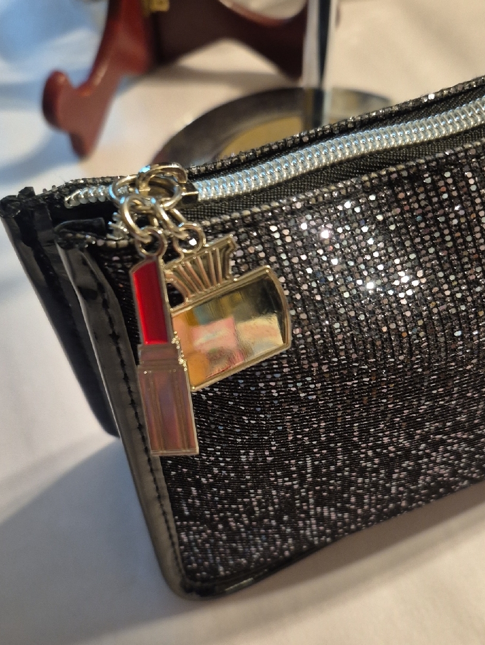 Unbranded Clutch Bag - Picture 2 of 10